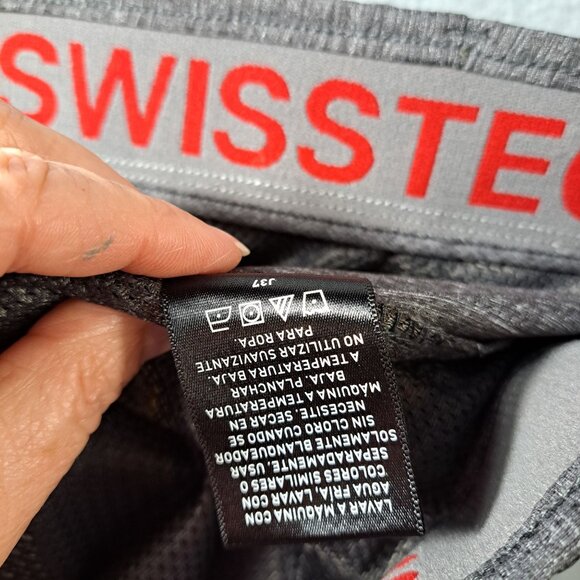 SwissTech Mens 42 Shorts Flat Front Gray Poly Elastic Waistband Pockets Stretch - Picture 3 of 15